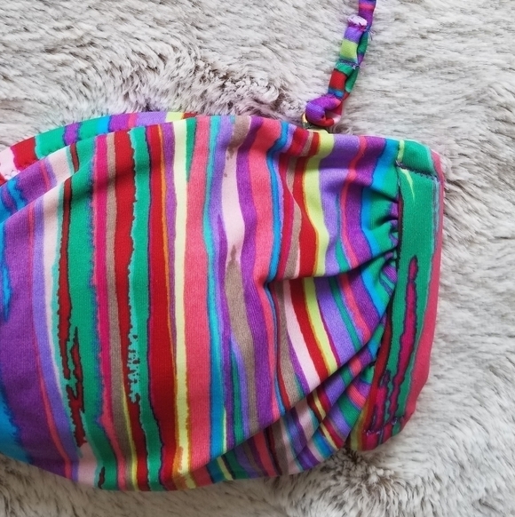 Victoria's Secret Rainbow Stripe Bikini Bandeau Top Twist Accent Size XS - Picture 4 of 8